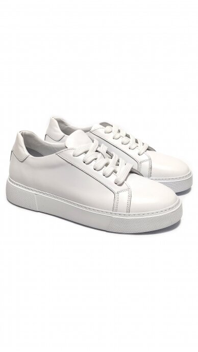 White leisure shoes MARIO MUZI 1