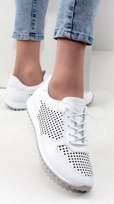 White leisure shoes for women REMONTE 5