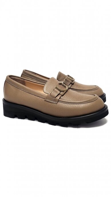 Elegant beige leather loafers - MARIO MUZI