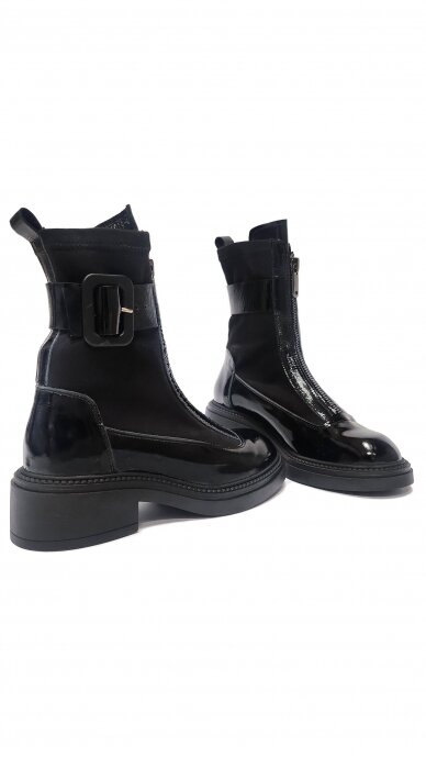 Black patent boots with zipper MARIO MUZI 3