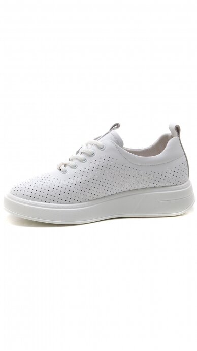 Leisure white shoes for women LORETTA VITALE 2