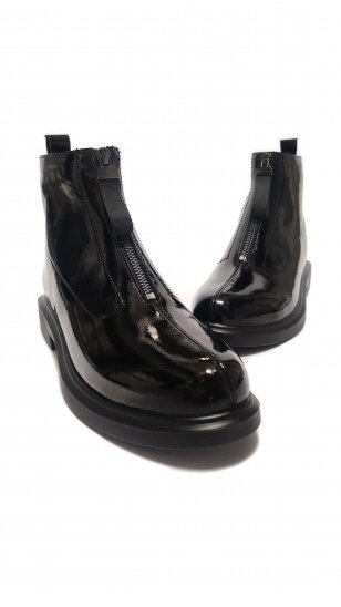 LORETTA VITALE patent leather boots