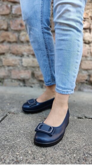 LORETTA VITALE stylish navy blue leather ballerina shoes with buckle