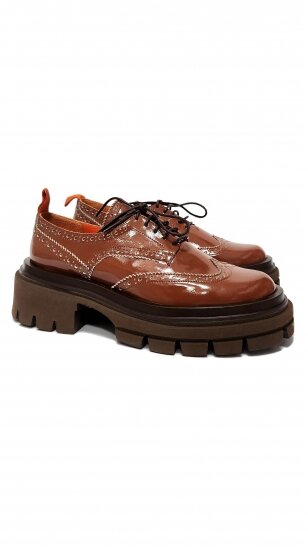 Women's patent brown oxfords with massive soles MAGZA