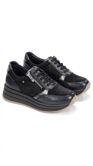 Comfortable leather casual shoes FLUCHOS 2