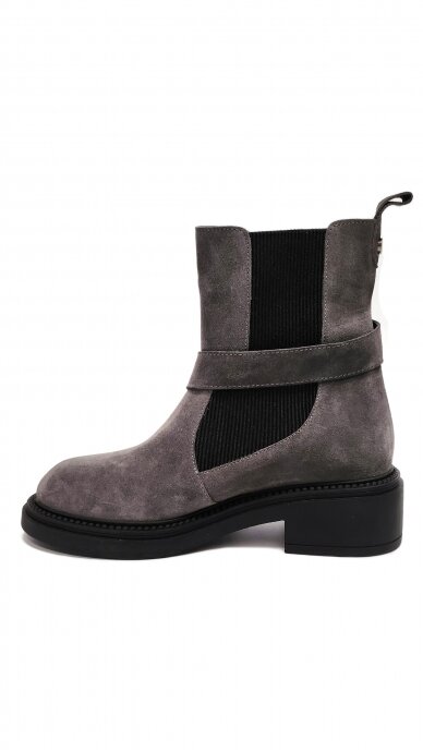 Gray suede ankle boots MARIO MUZI 3