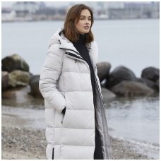 Autumn and Winter Coats and Jackets: Comfort and Warmth for the Cold Season