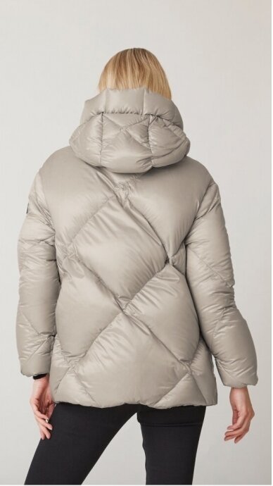 Short women's down jacket IRELAND 1